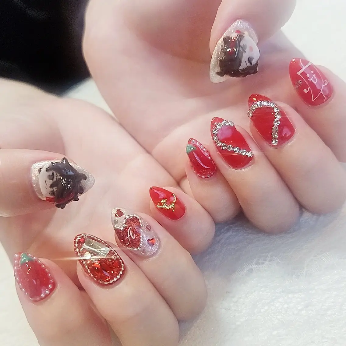 ネイル Nailsalon Wisteriaのネイルデザイン