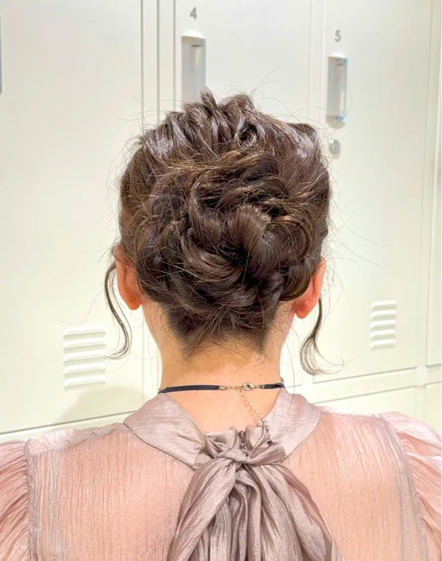 ヘアアレンジ 韓国レイヤー 🎀ダブルカラーのヘアスタイル