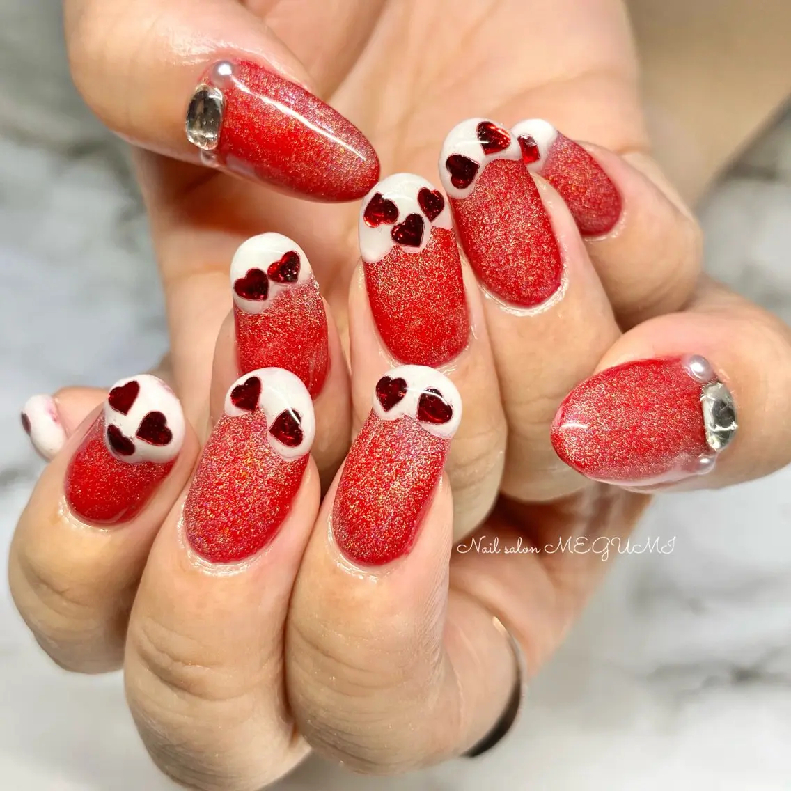 ネイル ゴージャス 持ち込み Nail salon MEGUMIのネイルデザイン