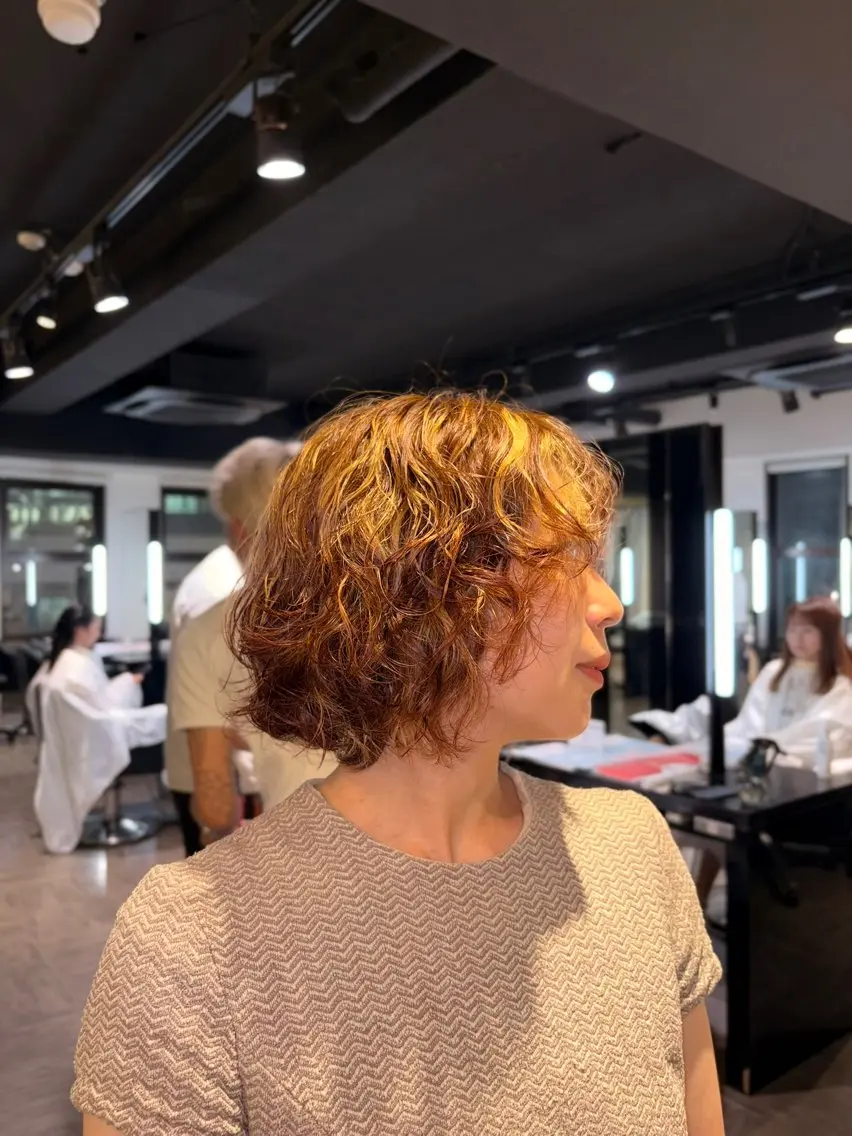 ミディアム カラー パーマ カット パーマ 中川 蓮のヘアスタイル