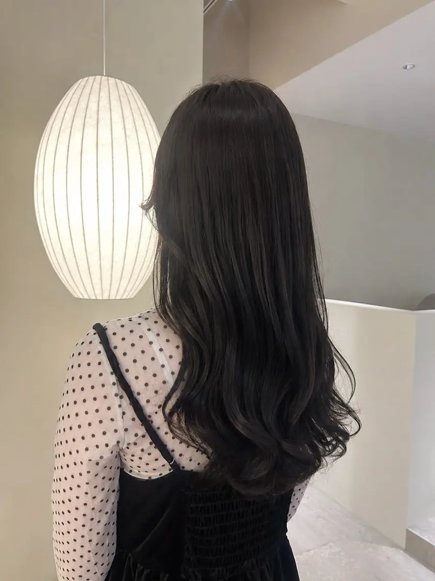 ロング カラー グレージュ カット ヘアカラー トリートメント 透明感カラー レイヤー/むつきのヘアスタイル