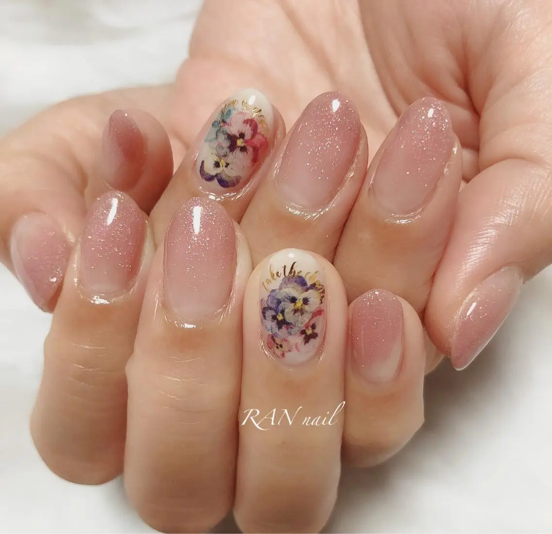 ネイル フラワーネイル フットネイル オフィスネイル 春ネイル 夏ネイル ハンドネイル フットネイル RAN nailのネイルデザイン
