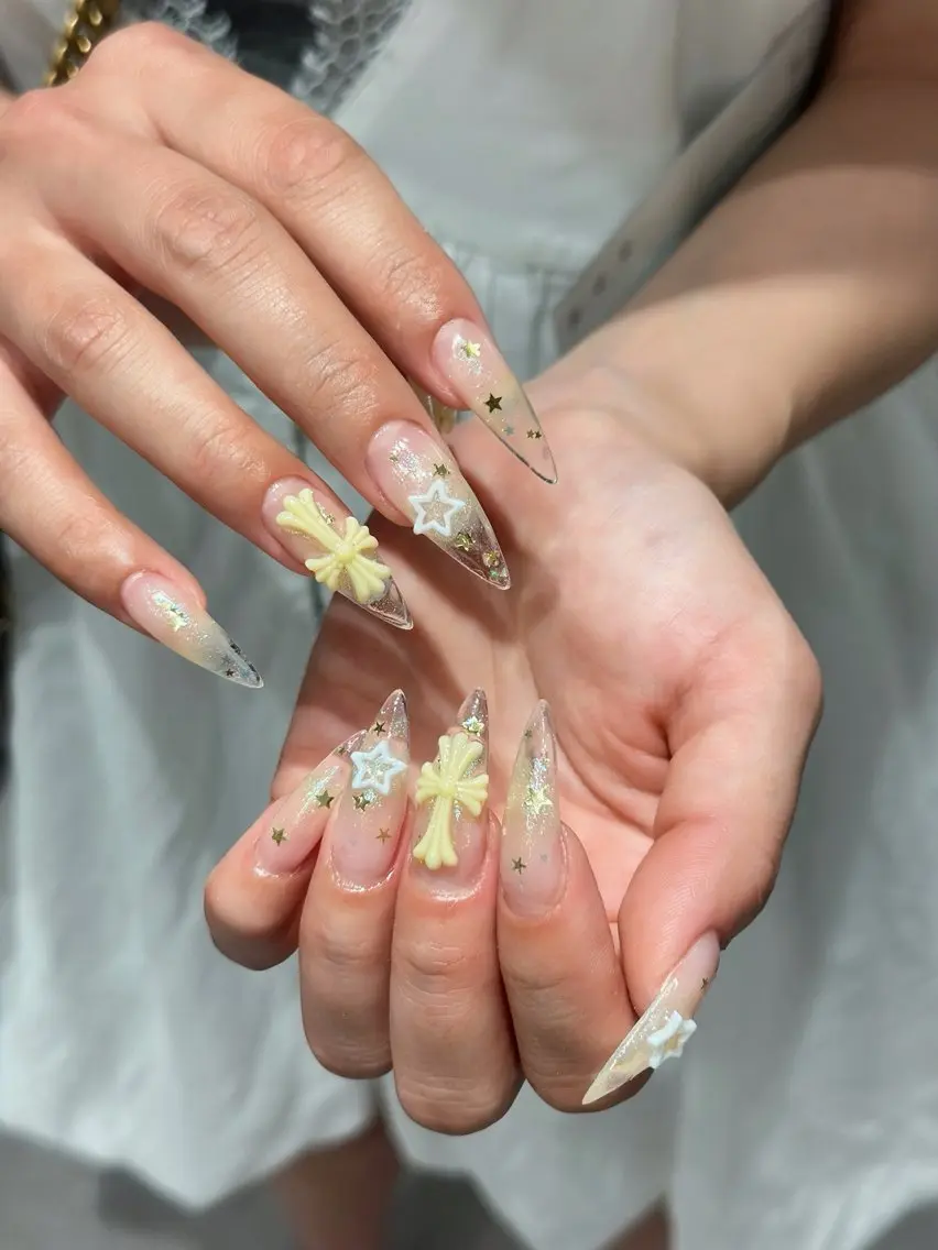 ネイル チークネイル ドット フレンチネイル グラデーション ハート ハンドネイル ハンドケア Eli Muse 新宿ネイルのネイルデザイン