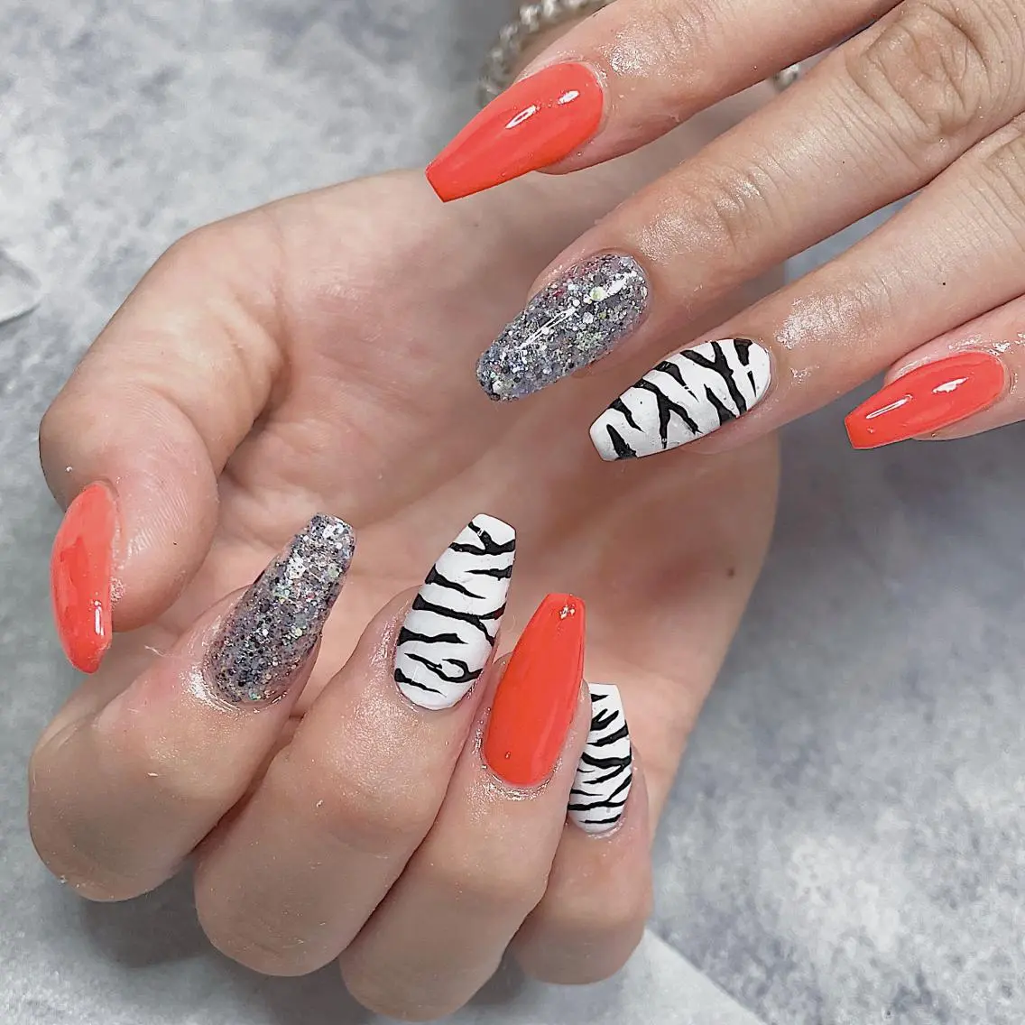 ネイル ジェルネイル ハンドネイル SYU'NAIL /YUKIのネイルデザイン