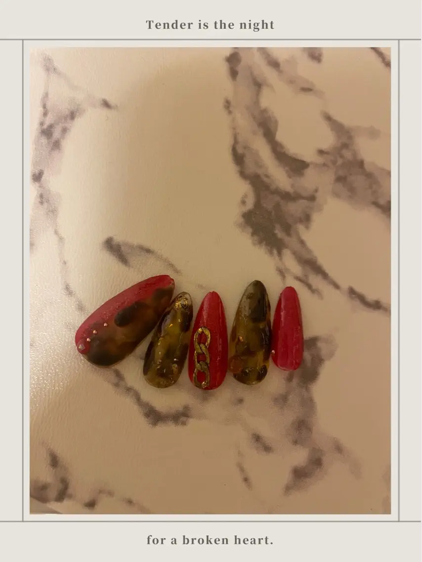 ネイル マットネイル 赤色 NAIL★M 真紀のネイルデザイン