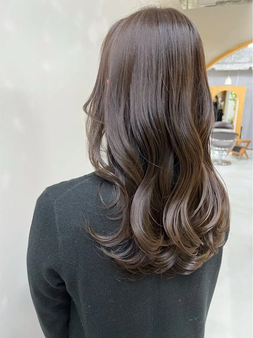 カラー ヘアカラー 三好 万葉のヘアスタイル