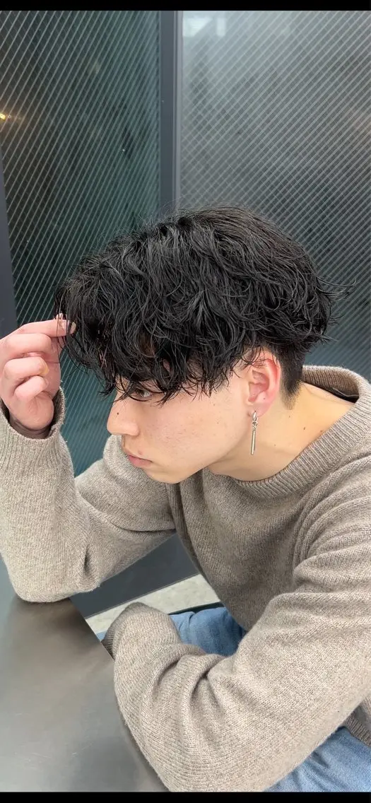 パーマ メンズ センターパート 波巻きパーマ カット パーマ 湯浅禅也/プードル /波巻きパーマ/栄のヘアスタイル