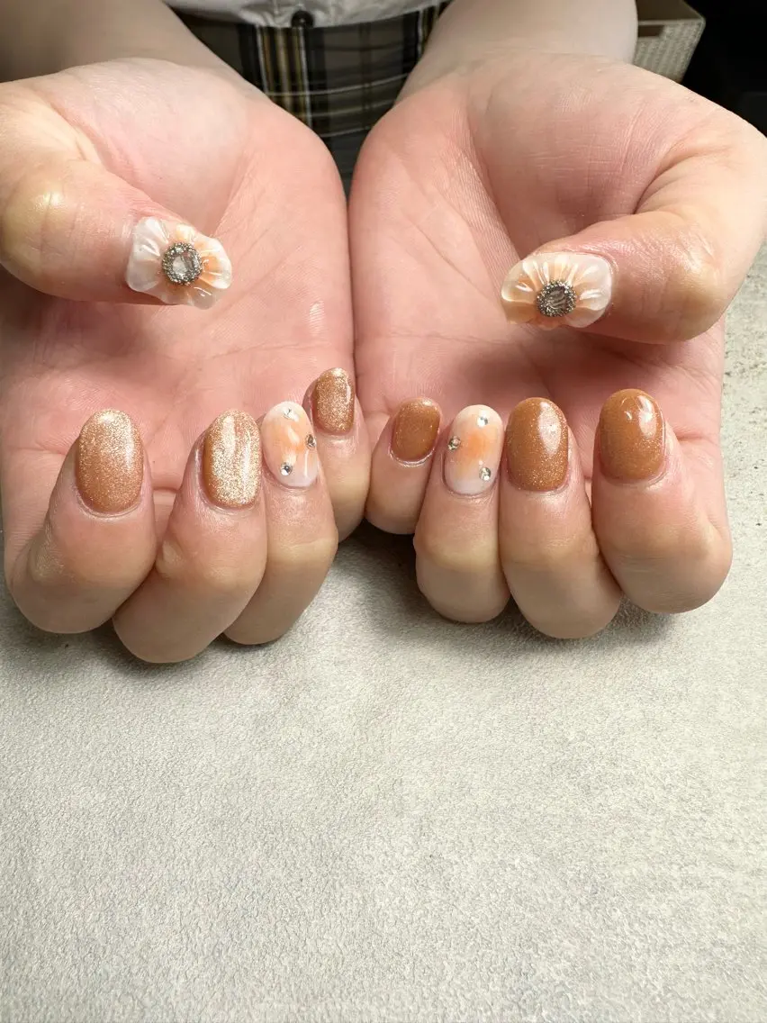 ネイル マグネットネイル nailroom Anmie.のネイルデザイン