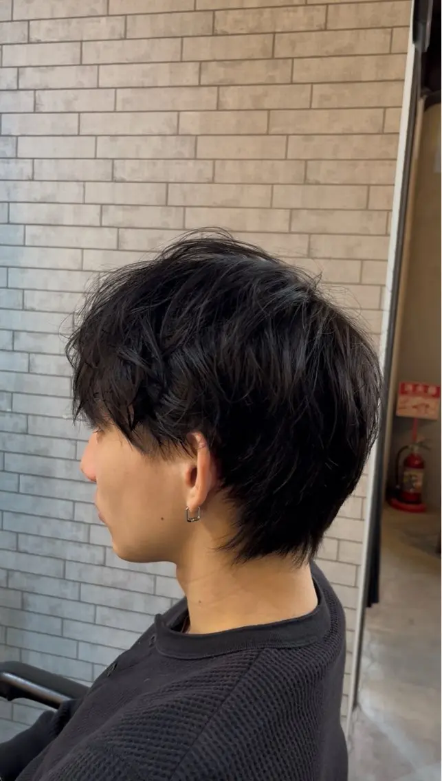 ミディアム パーマ メンズ メンズウルフカット ウルフカット カット 海外風メンズ🇺🇸 💈N.Yuto💈の眉毛・アイブロウイメージ