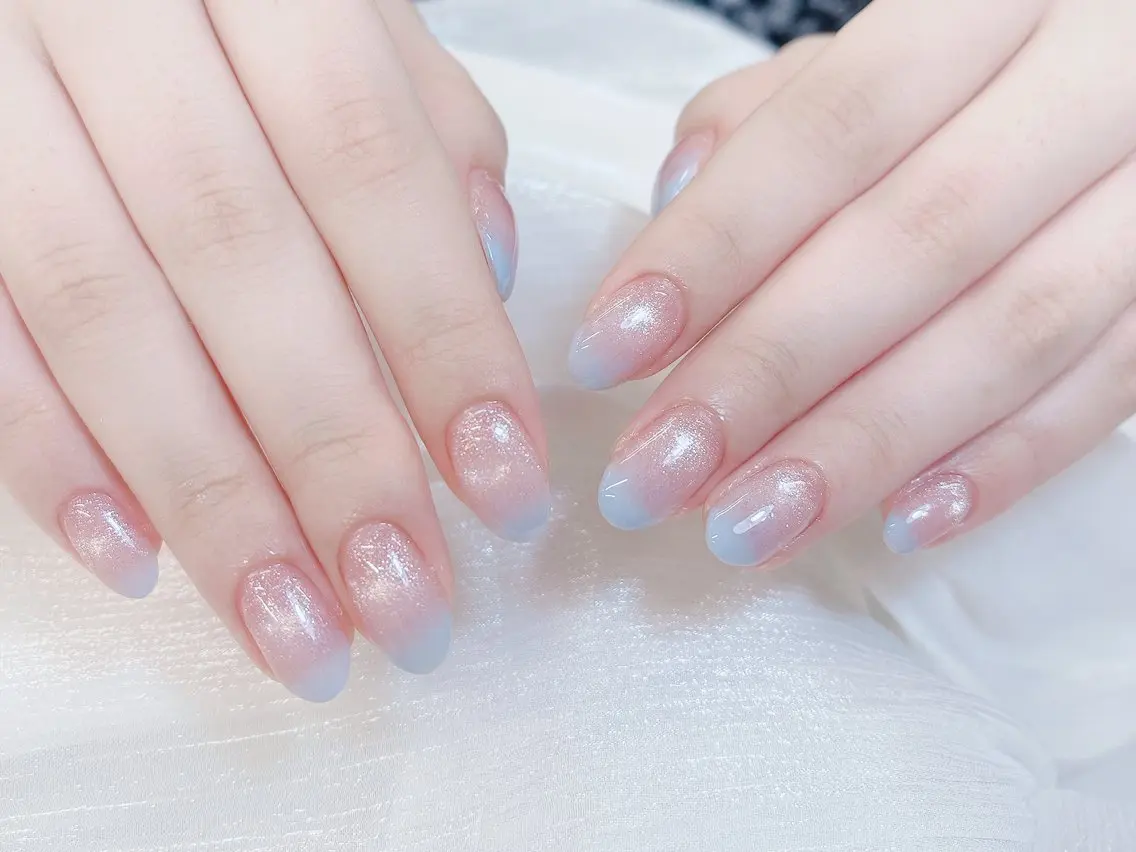 ネイル チークネイル 成人式 フレンチネイル グラデーション 氷ネイル・うるうるネイル ハンドネイル DUO MI nail salonのネイルデザイン