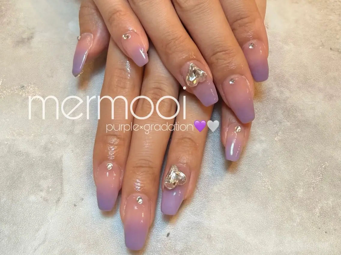 ネイル ストーンネイル ハンドネイル mermooi nailのネイルデザイン