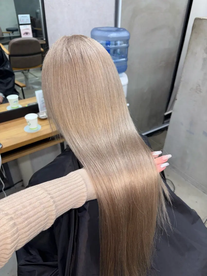 ロング カラー 髪質改善 トリートメント ヘアカラー トリートメント 天神/ハイトーン/艶 カラー/Miharuのヘアスタイル