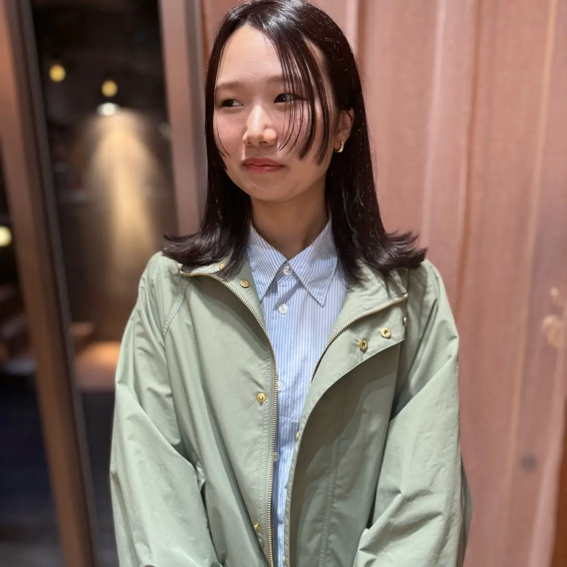 ミディアム カラー カット ヘアカラー 大橋 芽衣のヘアスタイル