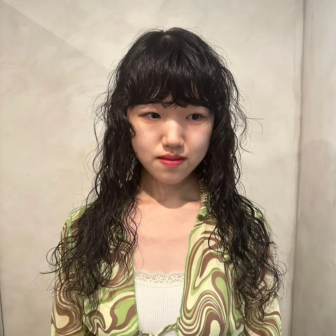 ロング パーマ レイヤーカット ロング Yuki☺︎パーマ レイヤーカットのヘアスタイル