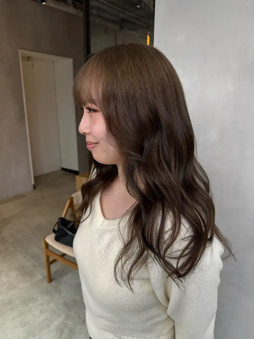 ロング カラー カット ヘアカラー ハイトーン/うる艶 カラー Mioのヘアスタイル