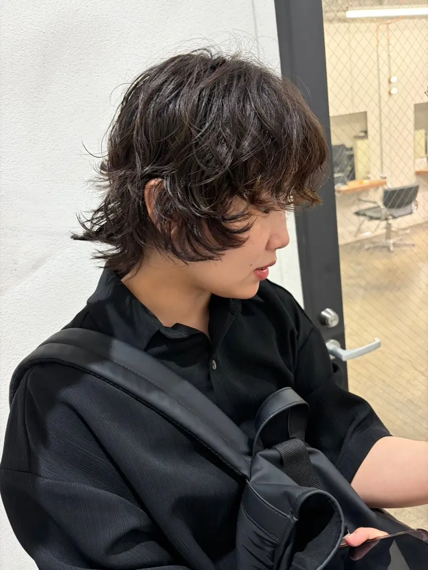 ミディアム ミディアムパーマ ウルフカット カット パーマ 藤原 直希のヘアスタイル