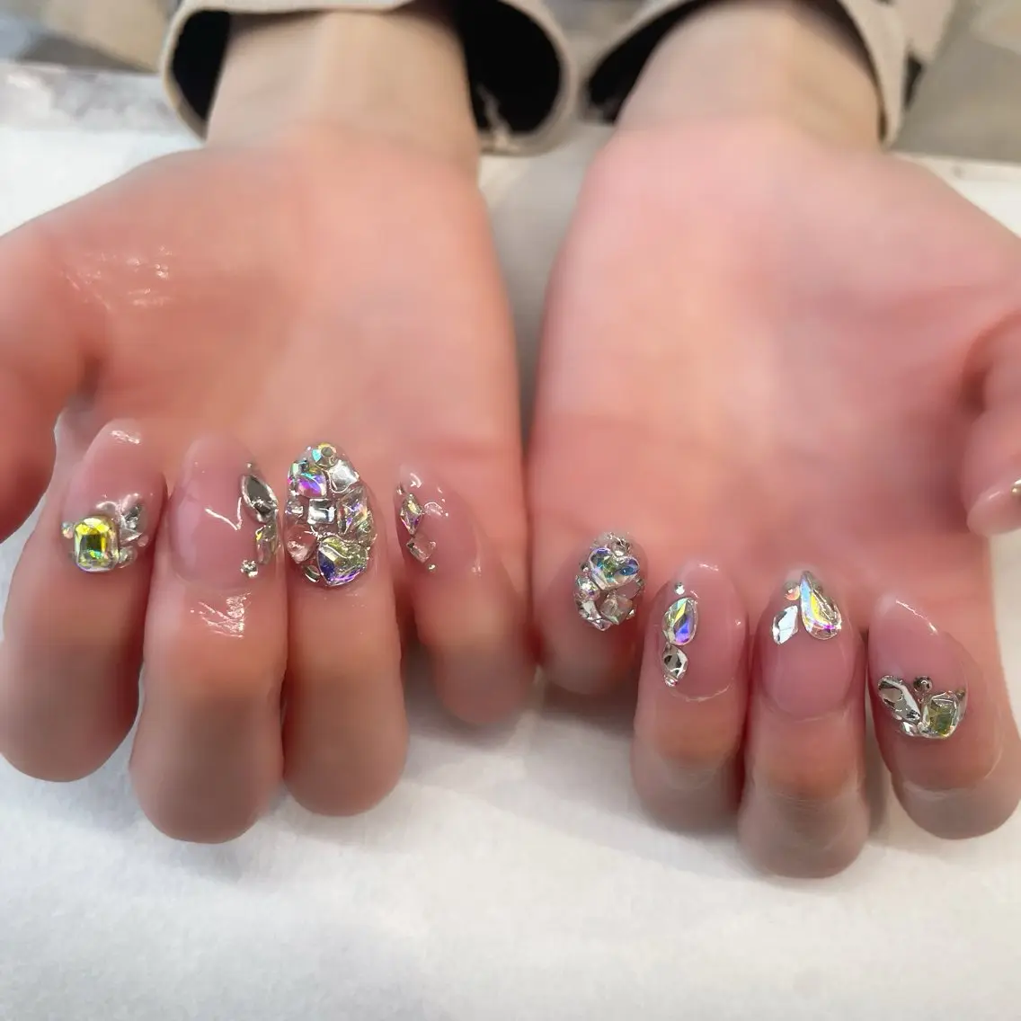 ネイル ハンドネイル 💎🐰 saki. m 🐰💎のネイルデザイン