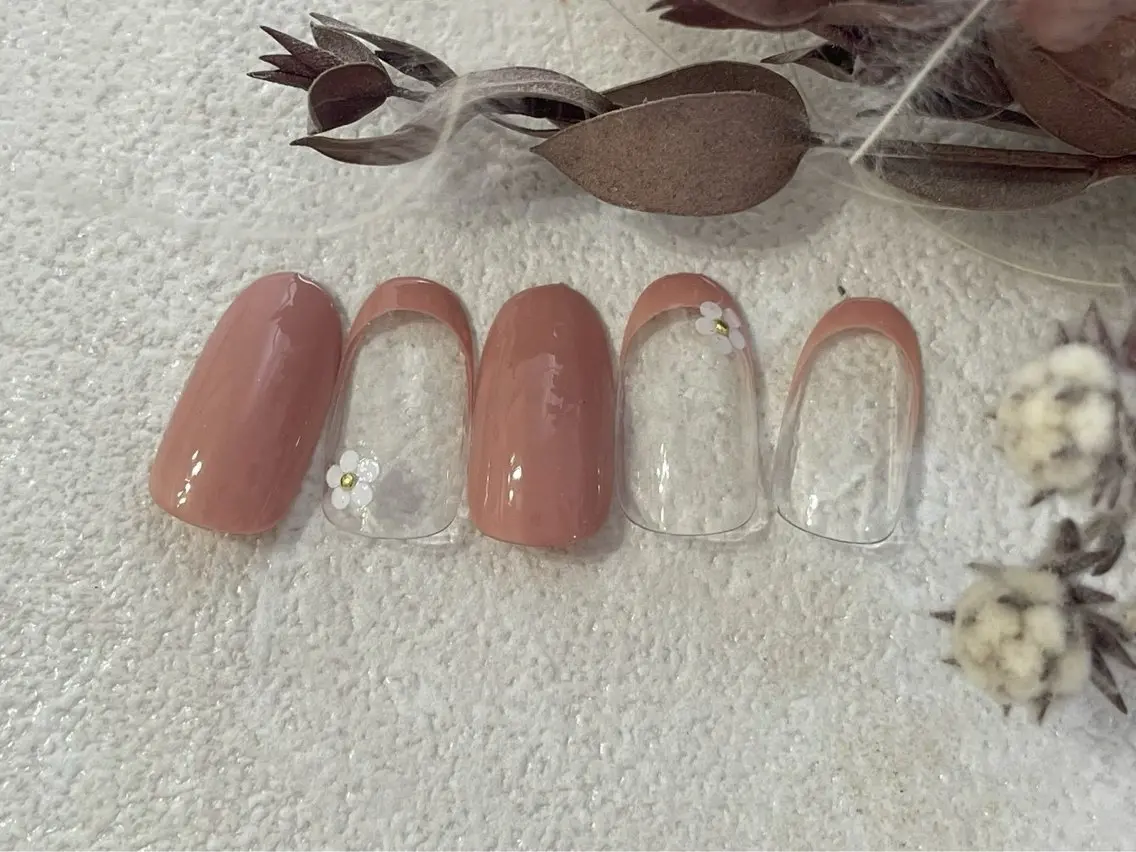 ネイル オーロラネイル フットネイル フレンチネイル ジェルネイル グラデーション ハンドネイル mogunail &blowのネイルデザイン