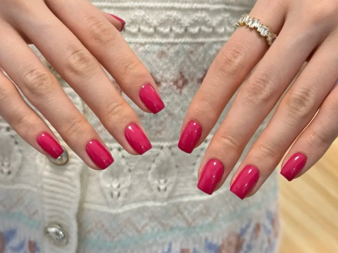 ネイル オーロラネイル 長さ出し フレンチネイル ジェルネイル ガラスフレンチ ハンドネイル Rela・S NAILのネイルデザイン