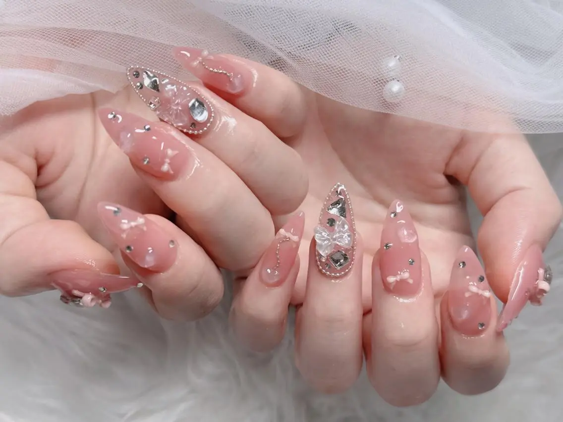 ネイル フレンチネイル ジェルネイル ハロウィン 韓国ネイル マグネットネイル ハンドネイル H.baby Nail Salonのネイルデザイン