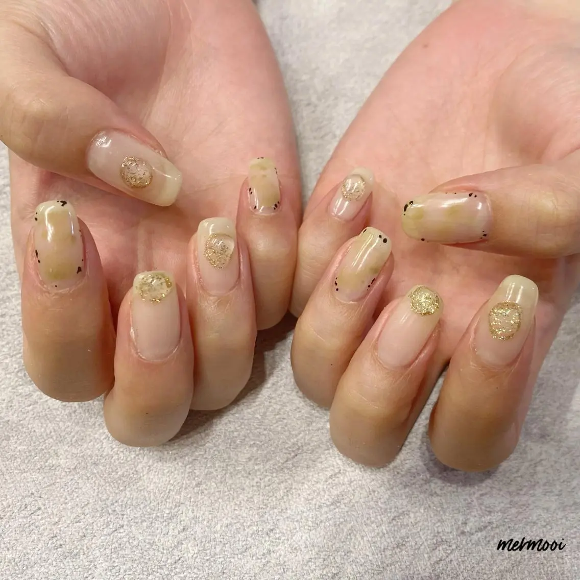 ネイル ジェルネイル ゴールド 大理石ネイル(マーブル) ニュアンスネイル スクエアネイル mermooi nailのネイルデザイン