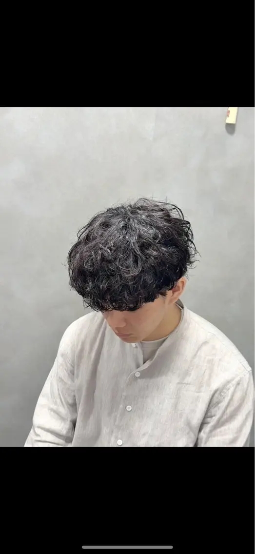 ミディアム パーマ メンズ ミディアムパーマ メンズパーマ カット パーマ メンズパーマ特化 美容師kouyaのヘアスタイル