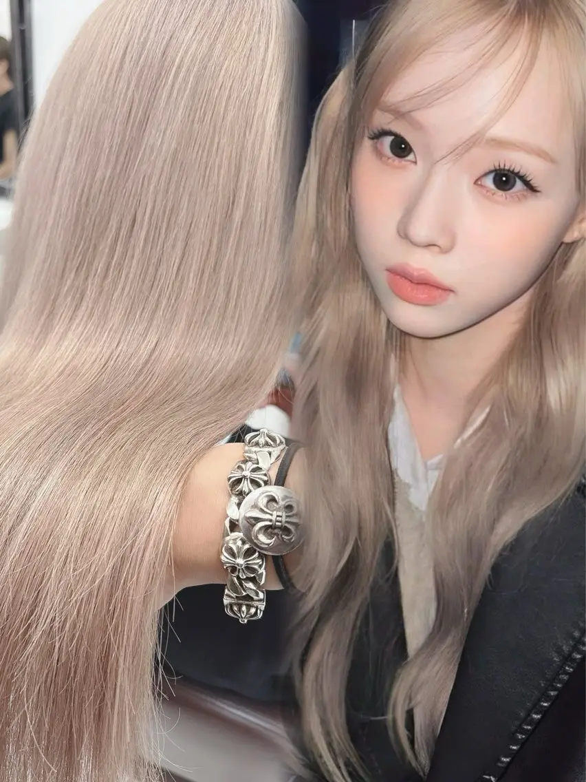 ロング ヘアカラー 田中 翔覇のヘアスタイル