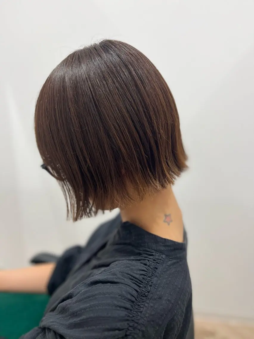 ショート 切りっぱなしボブ ボブ 🫧ぷる艶カラー🫧 Yuubi🦩のヘアスタイル