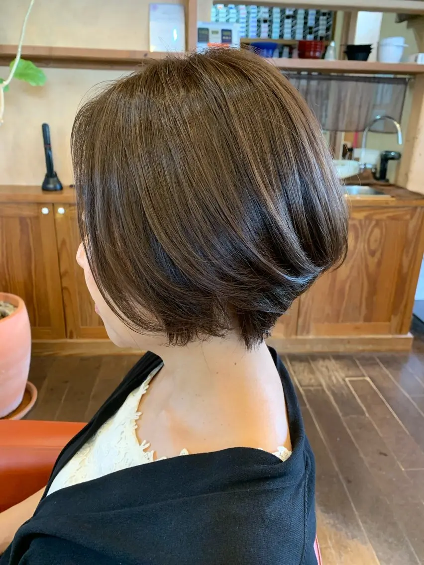 ショート ショートヘア ヘアカラー 鶴田 拓也のヘアスタイル