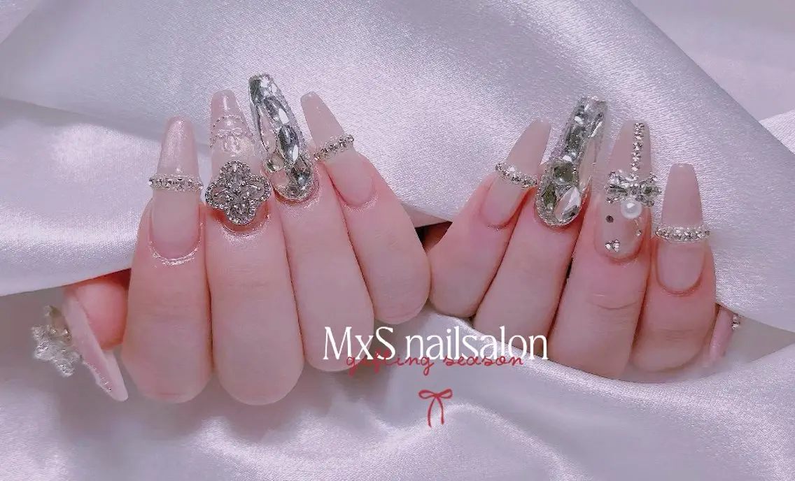 ネイル ジェルネイル 韓国ネイル マグネットネイル パラジェル バレンタイン ハンドネイル M×S Nail みなのネイルデザイン
