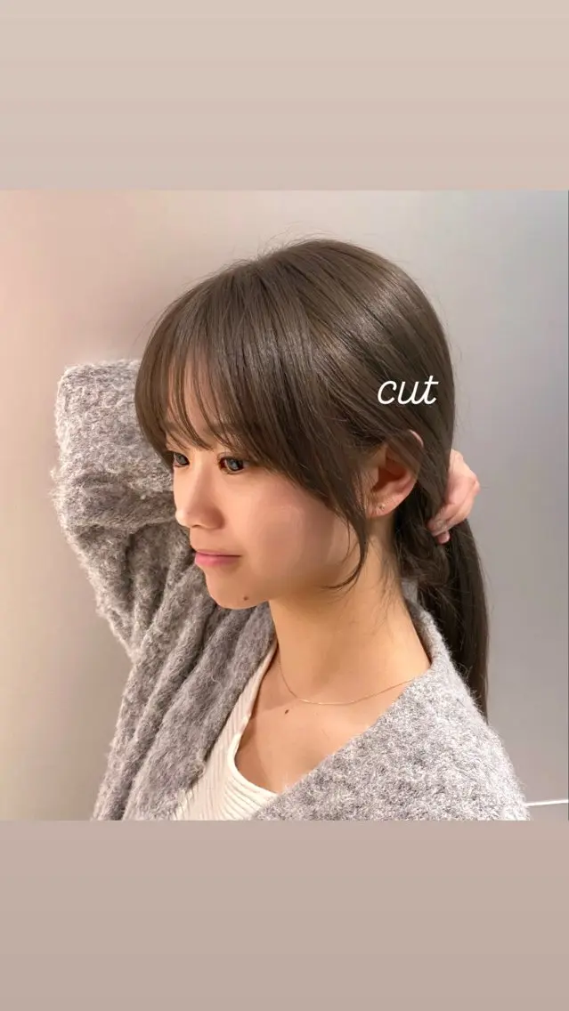 ロング カラー ヘアアレンジ アッシュ オリーブアッシュ 顔周りカット 韓国風ヘア 小顔カット カット ヘアカラー トリートメント 田邉 偉楓のヘアスタイル