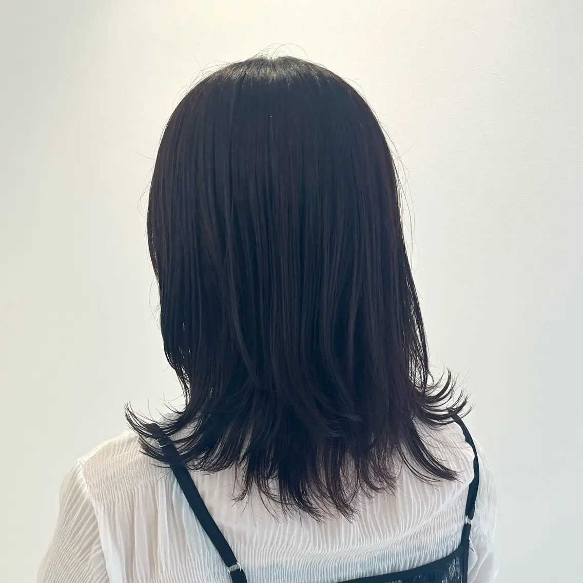 セミロング カラー 加美山 芽衣のヘアスタイル
