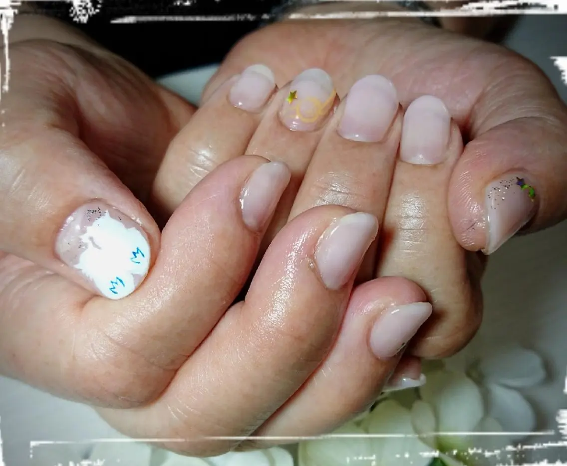 ネイル ハンドネイル 林 珠里のネイルデザイン