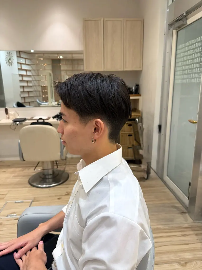 メンズ カット 日山 晃志のヘアスタイル