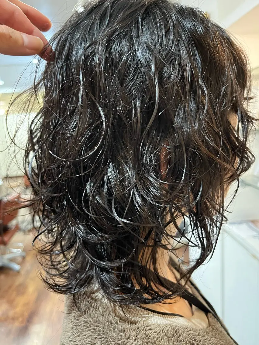 ミディアム ミディアムパーマ レイヤーカット カット パーマ 似合わせパーマ/ 山本銀次郎のヘアスタイル
