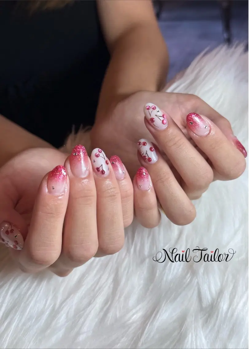 ネイル ラメ(グリッター) ラメグラデーション ぷっくりネイル 夏ネイル ハンドネイル NailTailor ネイルテイラーのネイルデザイン