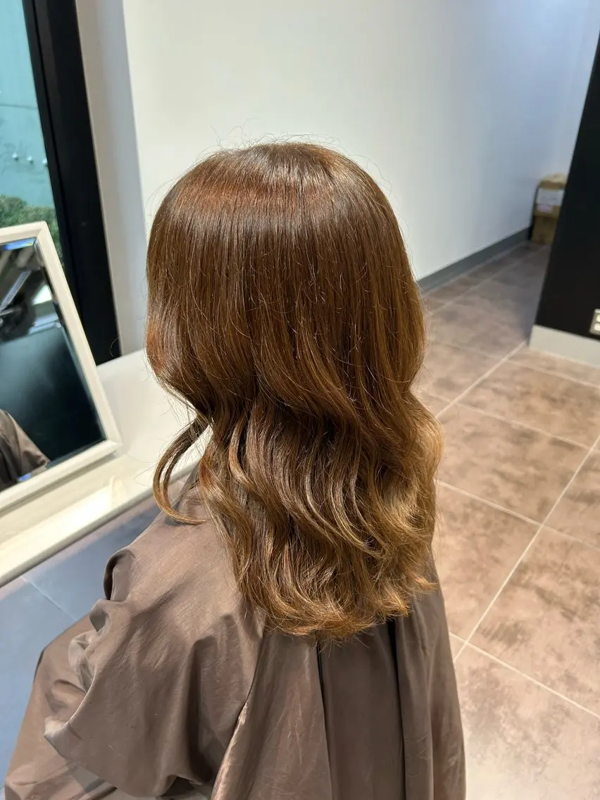 ミディアム くせ毛 Kurumi リトル渋谷のヘアスタイル