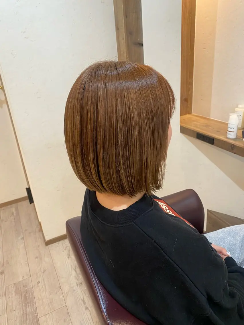 ミディアム カラー 切りっぱなしボブ ボブ カット ヘアカラー トリートメント 🍑 モモカ🍑のヘアスタイル