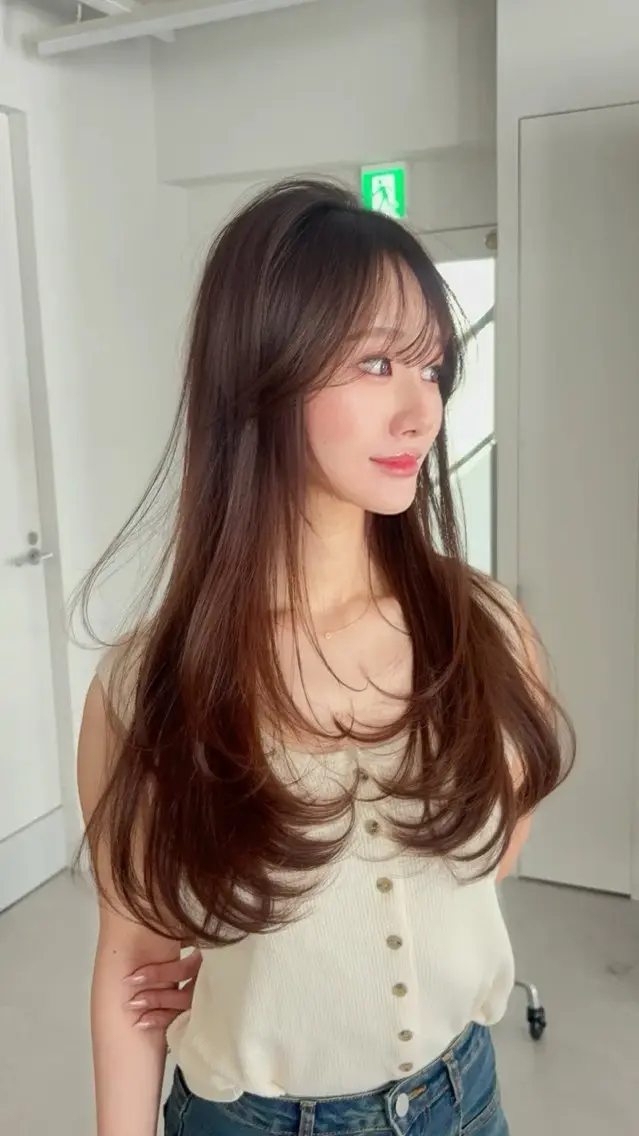 ロング カラー 小顔カット カット ヘアカラー トリートメント 韓国ヘア/レイヤー/ 顔まわり足立遥奈のヘアスタイル