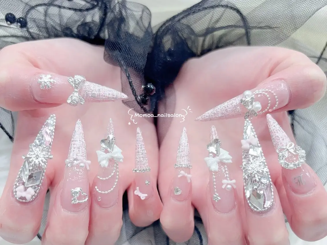 ネイル 成人式 ロングネイル マグネットネイル 大理石ネイル(マーブル) リボン ハンドネイル MoMoA Nail ネイル長さ出し専門店のネイルデザイン