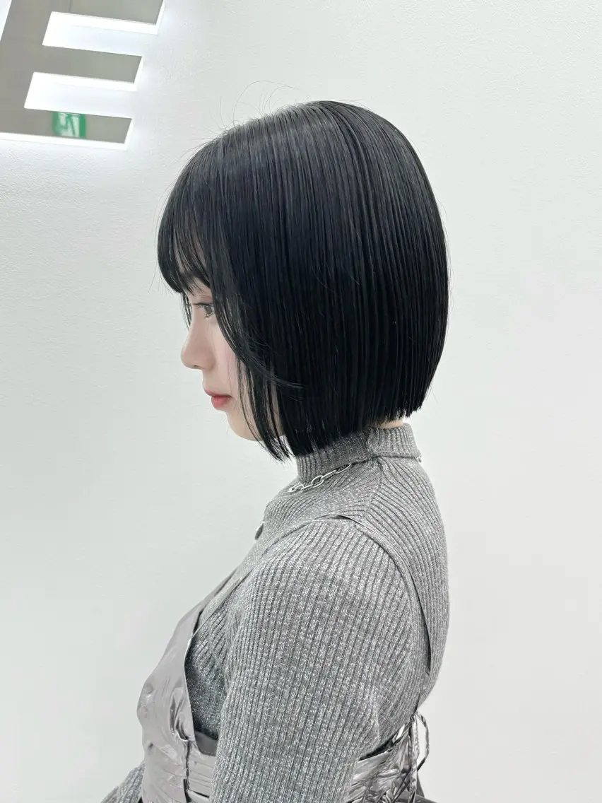 ショート カラー ヘアアレンジ カット ヘアカラー トリートメント ヘッドスパ ヘアセット 縮毛矯正🤍 ボブ/ HIKARIのヘアスタイル