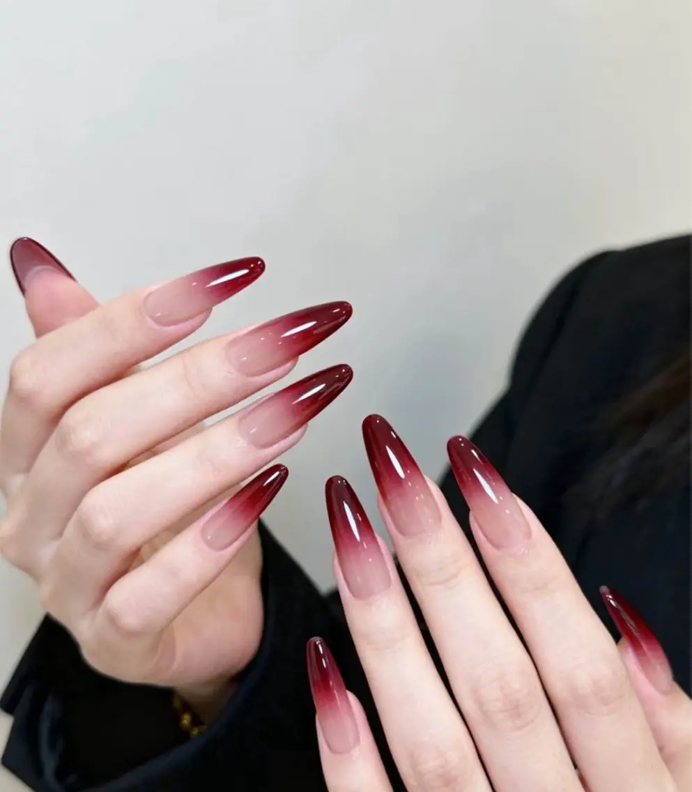 ネイル ハンドネイル Luna Gladeのネイルデザイン