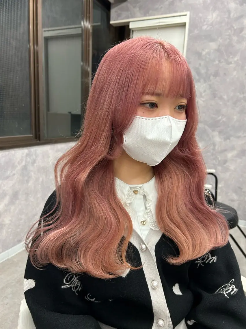 ロング パーマ ヘアアレンジ MOMO艶髪 🩵モテカラーのヘアスタイル