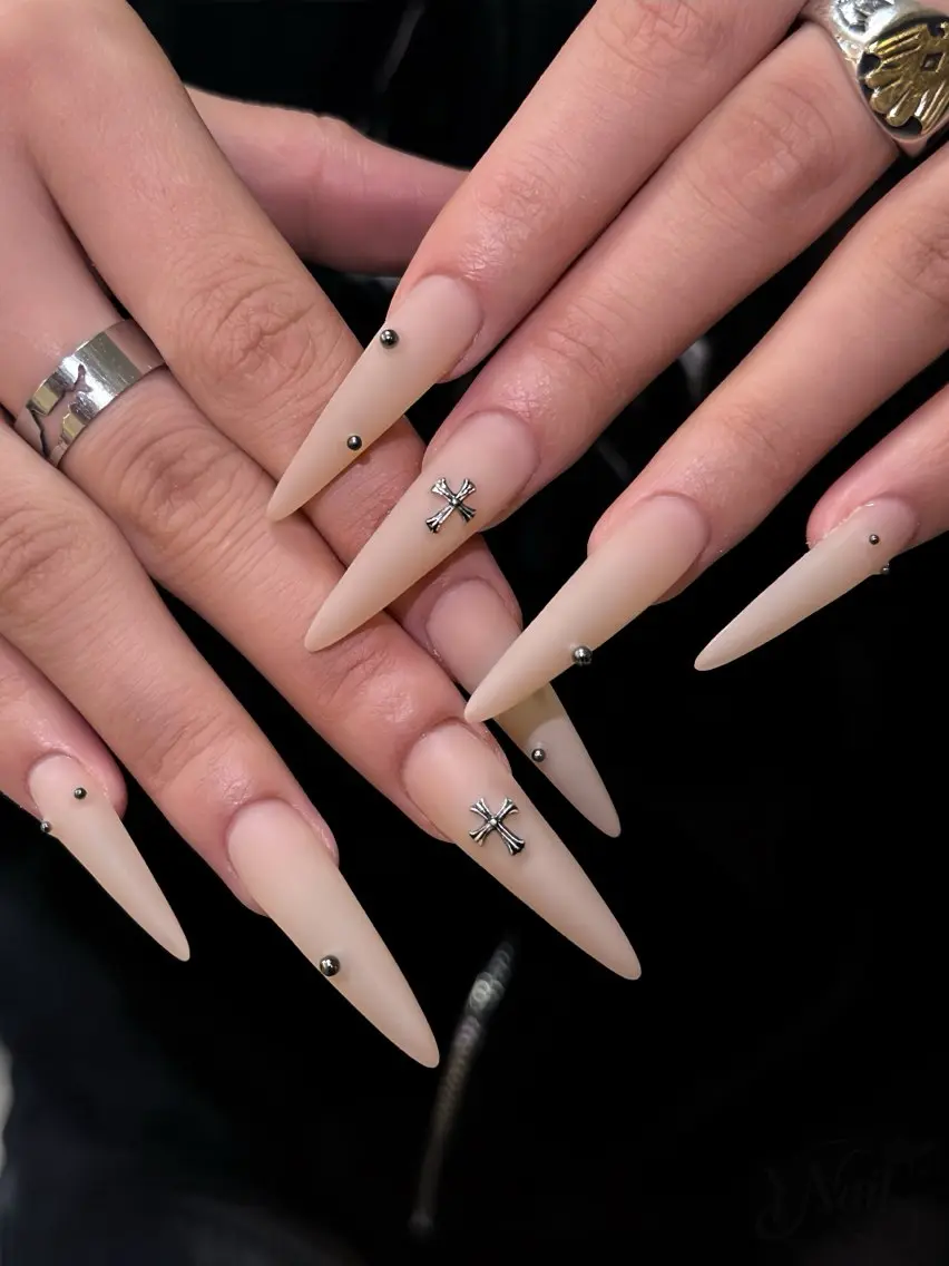 ネイル ハンドネイル Y. Nailのネイルデザイン