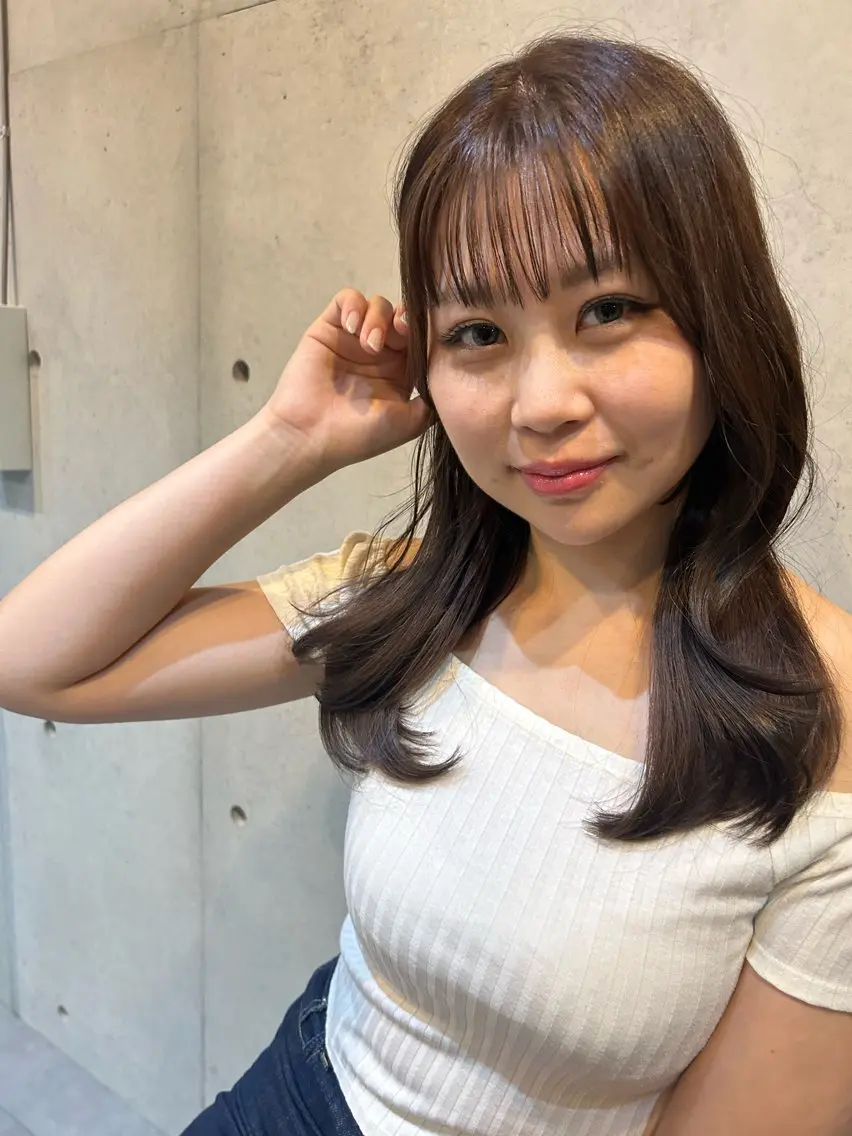 セミロング 韓国風ヘア レイヤーカット 小顔カット Blume... 01 Groupのヘアスタイル