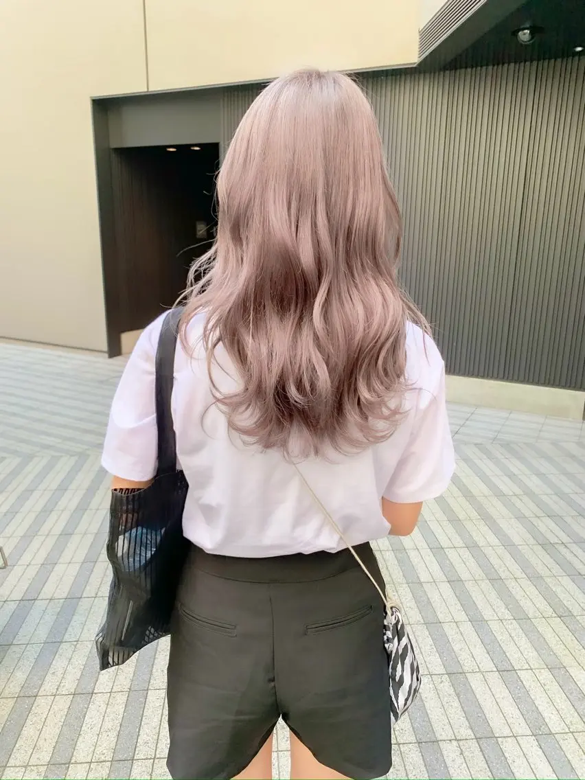 カラー ヘアカラー 瀬戸 杏珠のヘアスタイル