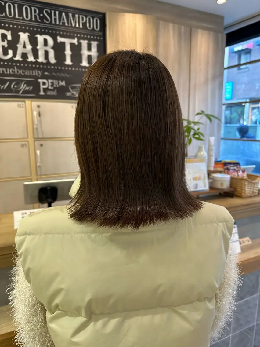 ミディアム カット ヘアカラー トリートメント 🩰 柔らかいカラー tomomi🌛のヘアスタイル