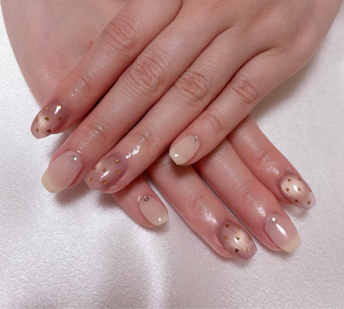 ネイル ガーリー ゴールド ハート nail lumièreのネイルデザイン