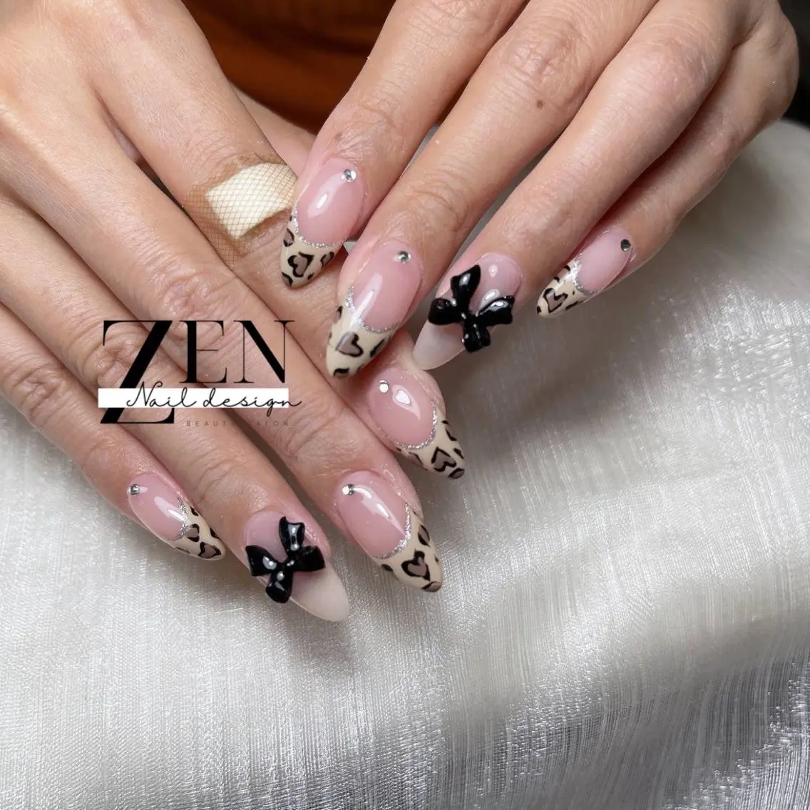 ネイル チークネイル 長さ出し フレンチネイル 韓国ネイル マグネットネイル ハンドネイル Zen Nail Design 池袋のネイルデザイン