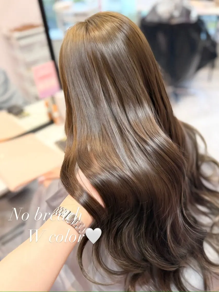 ロング ヘアカラー 透明感/艶カラー 💘Hanaのヘアスタイル